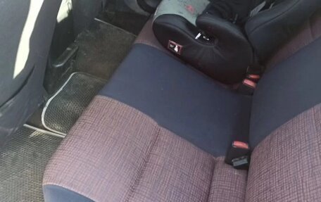 Mitsubishi Carisma I, 2000 год, 105 000 рублей, 13 фотография