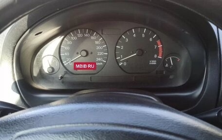 Mitsubishi Carisma I, 2000 год, 105 000 рублей, 7 фотография