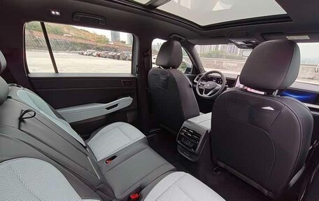 Volkswagen Teramont, 2026 год, 5 779 000 рублей, 22 фотография