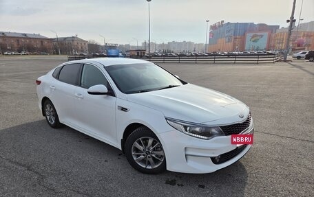 KIA Optima IV, 2017 год, 1 600 000 рублей, 2 фотография