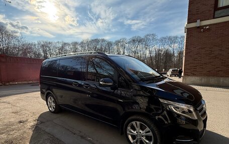 Mercedes-Benz V-Класс, 2016 год, 5 300 000 рублей, 3 фотография