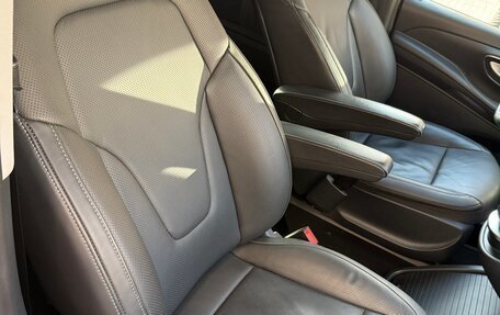 Mercedes-Benz V-Класс, 2016 год, 5 300 000 рублей, 16 фотография