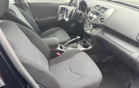 Toyota RAV4, 2011 год, 1 700 000 рублей, 15 фотография