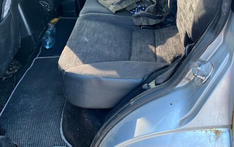 Land Rover Discovery III, 2003 год, 650 000 рублей, 12 фотография