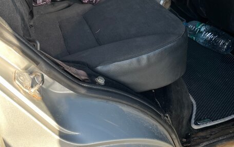 Land Rover Discovery III, 2003 год, 650 000 рублей, 11 фотография