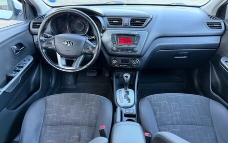 KIA Rio III рестайлинг, 2013 год, 999 000 рублей, 13 фотография