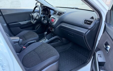 KIA Rio III рестайлинг, 2013 год, 999 000 рублей, 21 фотография