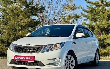KIA Rio III рестайлинг, 2013 год, 999 000 рублей, 9 фотография