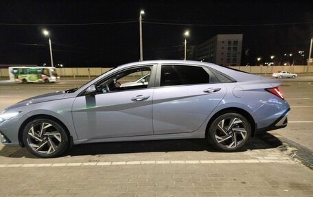 Hyundai Elantra, 2023 год, 2 000 000 рублей, 8 фотография