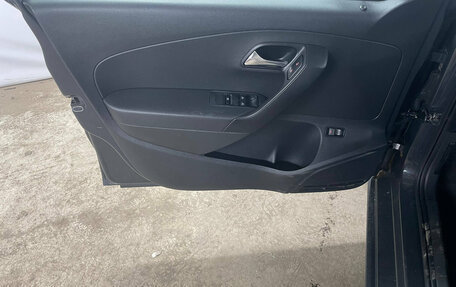 Volkswagen Polo VI (EU Market), 2012 год, 499 000 рублей, 17 фотография