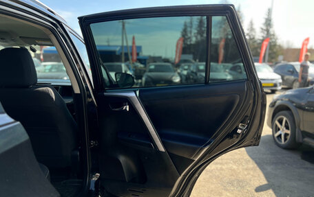 Toyota RAV4, 2017 год, 2 500 000 рублей, 23 фотография