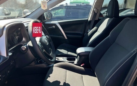 Toyota RAV4, 2017 год, 2 500 000 рублей, 11 фотография