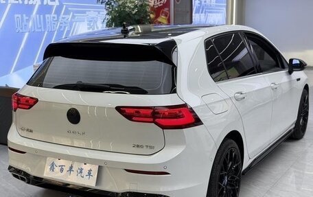 Volkswagen Golf VIII, 2022 год, 1 990 000 рублей, 4 фотография