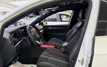 Volkswagen Golf VIII, 2022 год, 1 990 000 рублей, 8 фотография