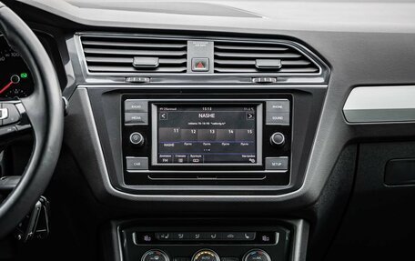 Volkswagen Tiguan II, 2017 год, 2 238 000 рублей, 19 фотография