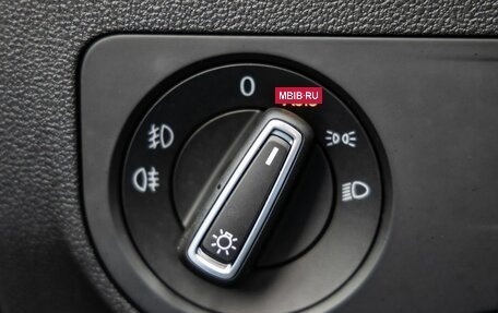 Volkswagen Tiguan II, 2017 год, 2 238 000 рублей, 15 фотография