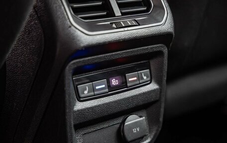 Volkswagen Tiguan II, 2017 год, 2 238 000 рублей, 31 фотография