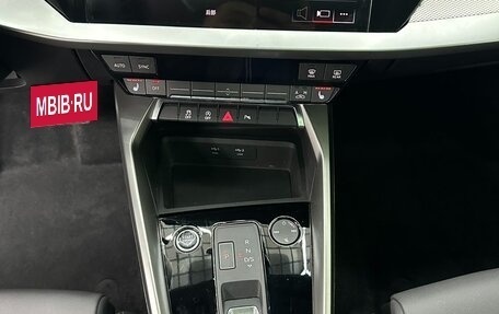 Audi A3, 2022 год, 2 210 000 рублей, 13 фотография