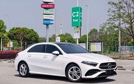 Mercedes-Benz A-Класс, 2023 год, 2 005 810 рублей, 3 фотография