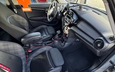 MINI Hatch, 2018 год, 1 370 000 рублей, 9 фотография