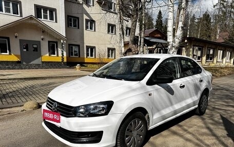 Volkswagen Polo VI (EU Market), 2017 год, 499 000 рублей, 3 фотография