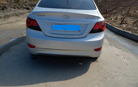 Hyundai Solaris II рестайлинг, 2012 год, 580 000 рублей, 4 фотография