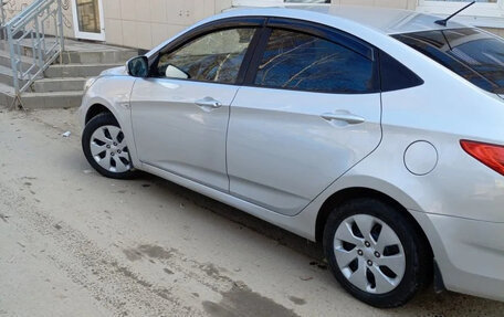 Hyundai Solaris II рестайлинг, 2012 год, 580 000 рублей, 10 фотография