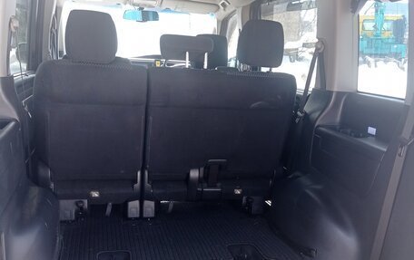 Honda Stepwgn IV, 2015 год, 1 720 000 рублей, 7 фотография