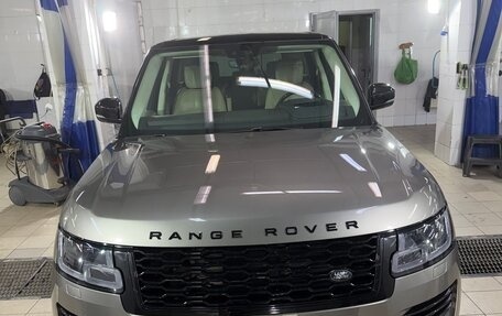 Land Rover Range Rover IV рестайлинг, 2020 год, 9 800 000 рублей, 12 фотография
