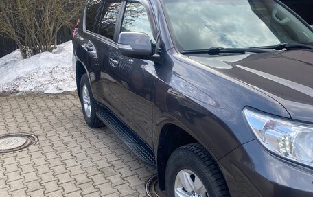 Toyota Land Cruiser Prado 150 рестайлинг 2, 2019 год, 5 180 000 рублей, 14 фотография