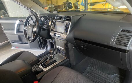 Toyota Land Cruiser Prado 150 рестайлинг 2, 2019 год, 5 180 000 рублей, 18 фотография