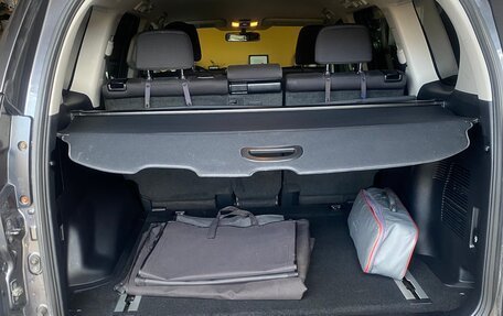 Toyota Land Cruiser Prado 150 рестайлинг 2, 2019 год, 5 180 000 рублей, 28 фотография