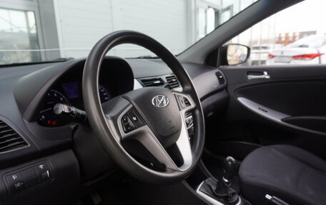 Hyundai Solaris II рестайлинг, 2014 год, 876 000 рублей, 11 фотография