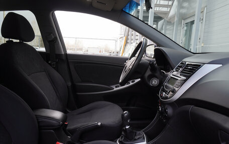 Hyundai Solaris II рестайлинг, 2014 год, 876 000 рублей, 18 фотография