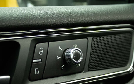 Volkswagen Touareg III, 2018 год, 3 439 000 рублей, 14 фотография