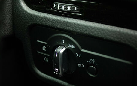 Volkswagen Touareg III, 2018 год, 3 439 000 рублей, 17 фотография