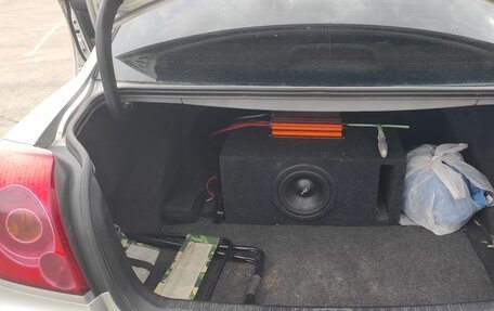 Toyota Avensis III рестайлинг, 2005 год, 620 000 рублей, 23 фотография