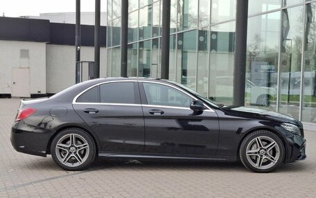 Mercedes-Benz C-Класс, 2018 год, 3 190 000 рублей, 6 фотография