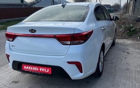 KIA Rio IV, 2017 год, 1 470 000 рублей, 4 фотография