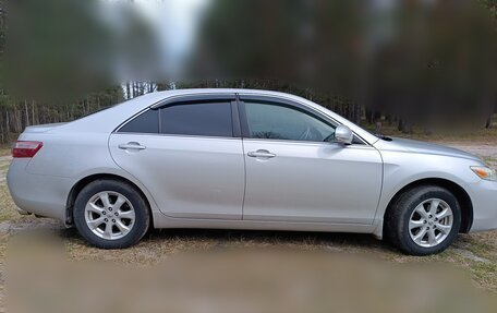 Toyota Camry, 2011 год, 1 350 000 рублей, 5 фотография