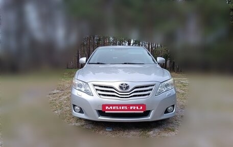 Toyota Camry, 2011 год, 1 350 000 рублей, 8 фотография