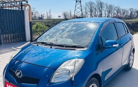 Toyota Vitz, 2009 год, 450 000 рублей, 1 фотография
