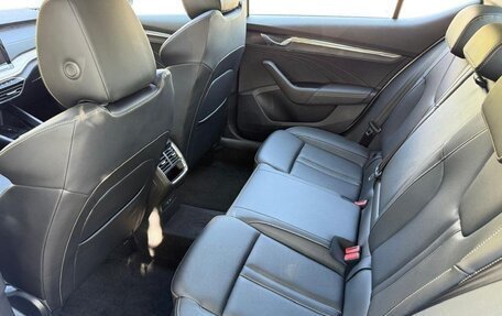 Skoda Octavia IV, 2023 год, 2 150 000 рублей, 15 фотография