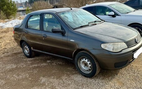 Fiat Albea I рестайлинг, 2008 год, 197 000 рублей, 2 фотография