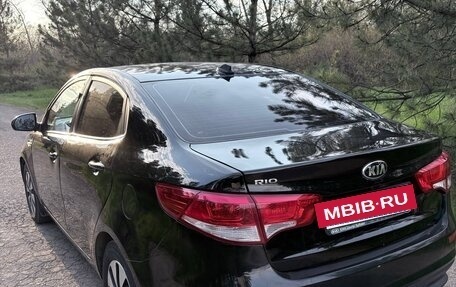 KIA Rio III рестайлинг, 2017 год, 750 000 рублей, 3 фотография