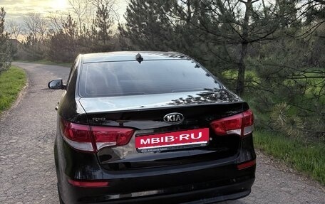 KIA Rio III рестайлинг, 2017 год, 750 000 рублей, 4 фотография