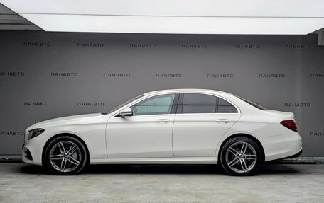 Mercedes-Benz E-Класс, 2019 год, 4 257 000 рублей, 3 фотография