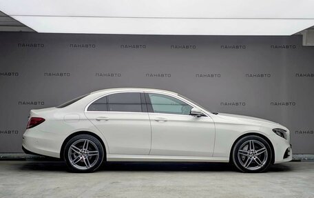 Mercedes-Benz E-Класс, 2019 год, 4 257 000 рублей, 4 фотография