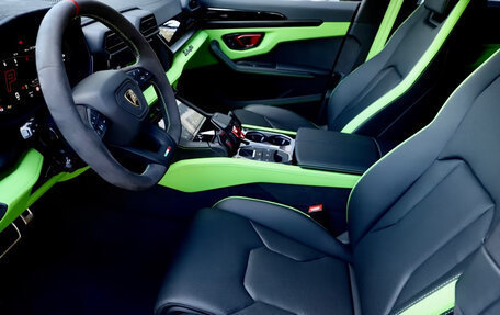 Lamborghini Urus I, 2026 год, 41 000 000 рублей, 15 фотография