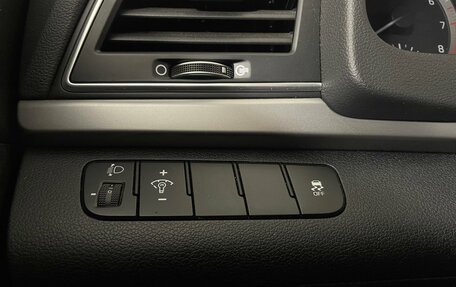 Hyundai Elantra VI рестайлинг, 2017 год, 1 705 000 рублей, 23 фотография